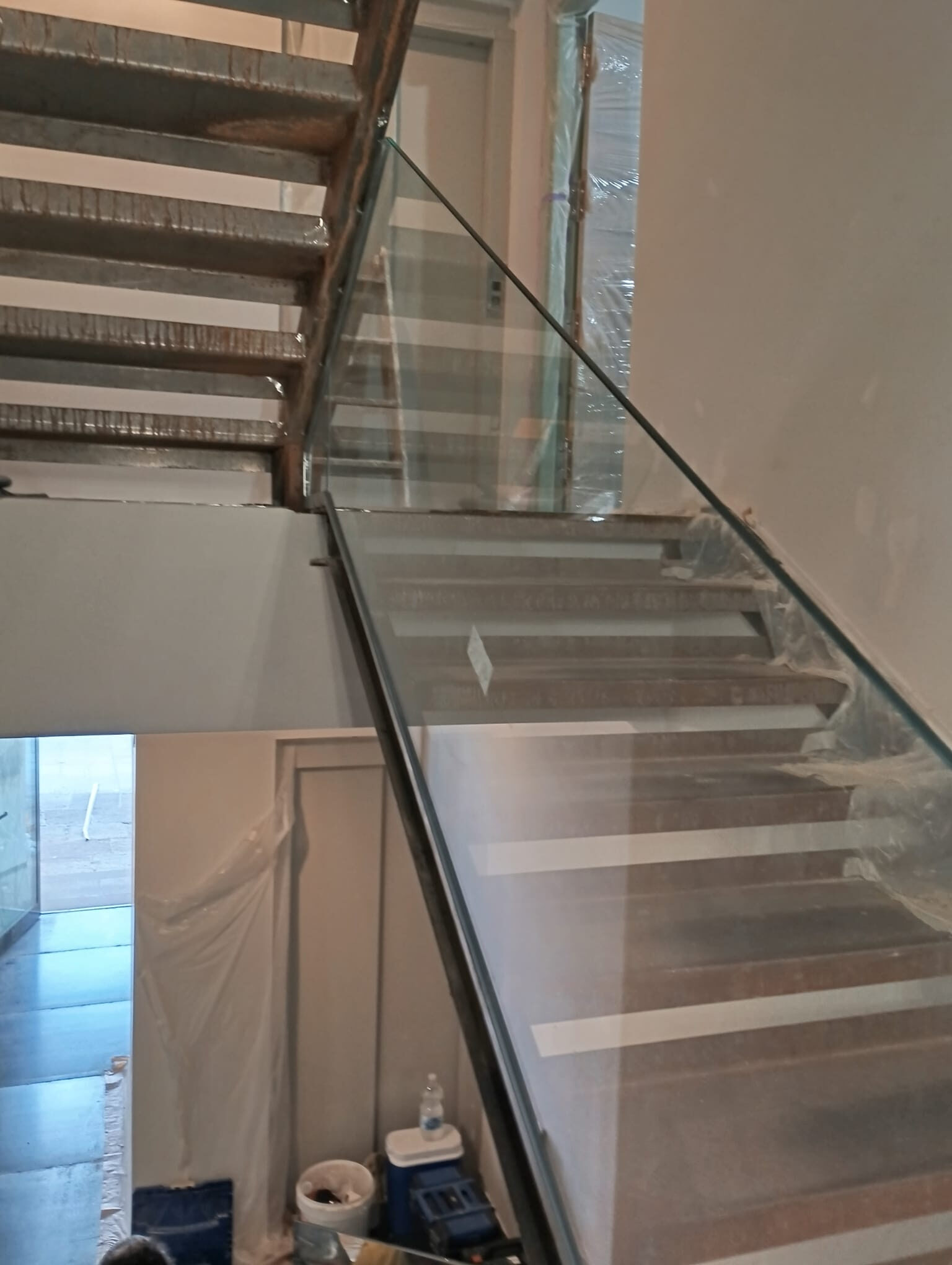 Barandillas para escaleras de vidrio LAMIGLAS 5+5 mm transparente con forma