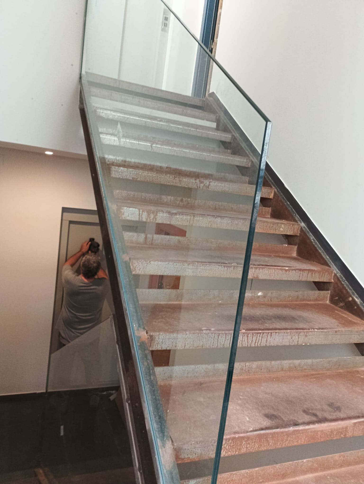 Barandillas para escaleras de vidrio LAMIGLAS 5+5 mm transparente con forma